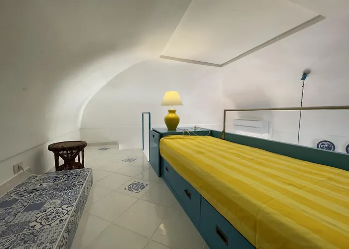 La Casa Della Bella Lucia Ponza