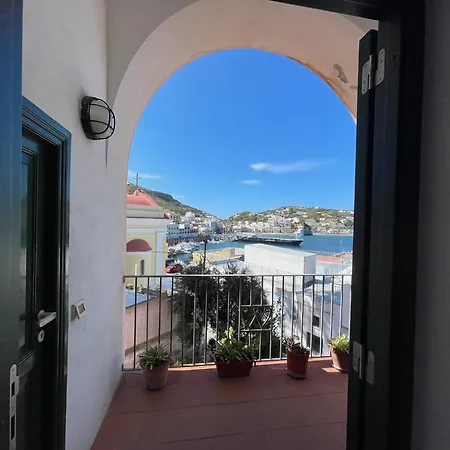 La Casa Della Bella Lucia Appartement Ponza