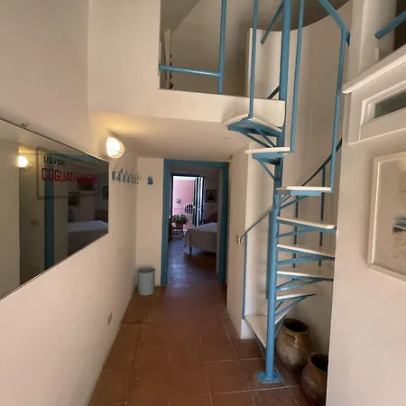 Apartment La Casa Della Bella Lucia Ponza