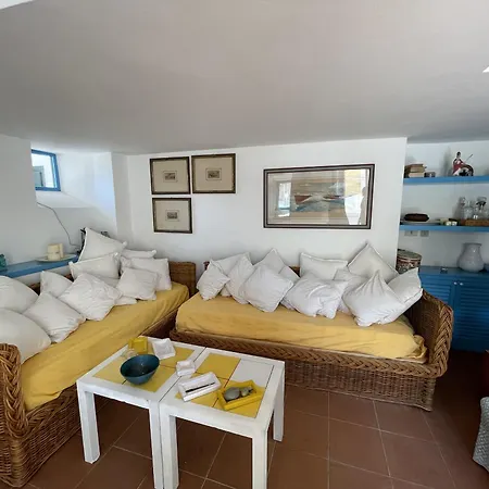 La Casa Della Bella Lucia Ponza